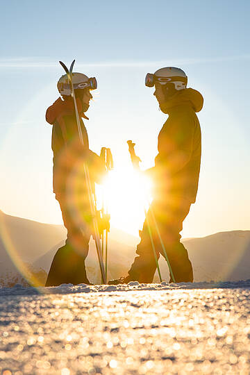 Pärchen bei Sonnenuntergang