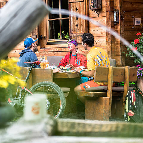 Einkehrschwung in den urigen Hütten Österreichs © Franz Gerdl_MBN Tourismus