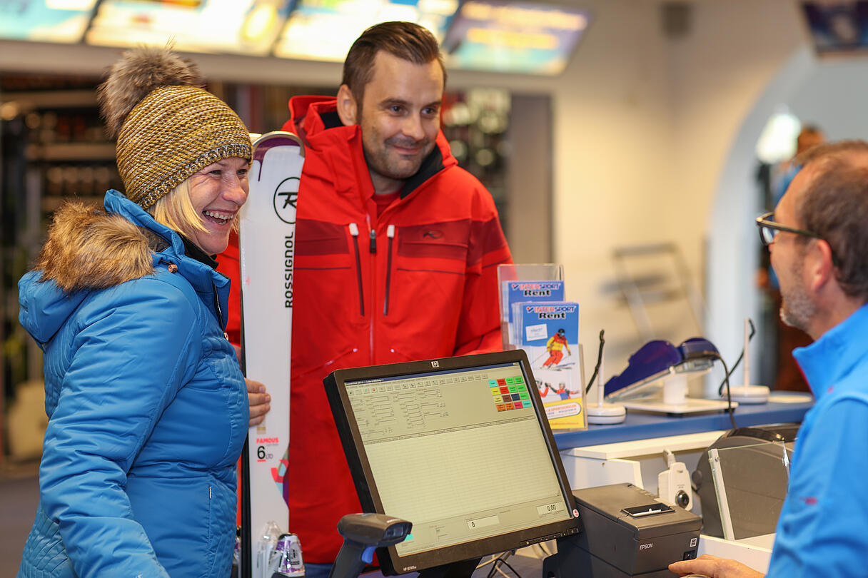 Skiverleih Bad Kleinkirchheim: Skiverleih die 2, Intersport, u.v.m. © Arno Gruber Jun. Skiverleih Bad Kleinkirchheim: Skiverleih die 2, Intersport, u.v.m. © Arno Gruber Jun.