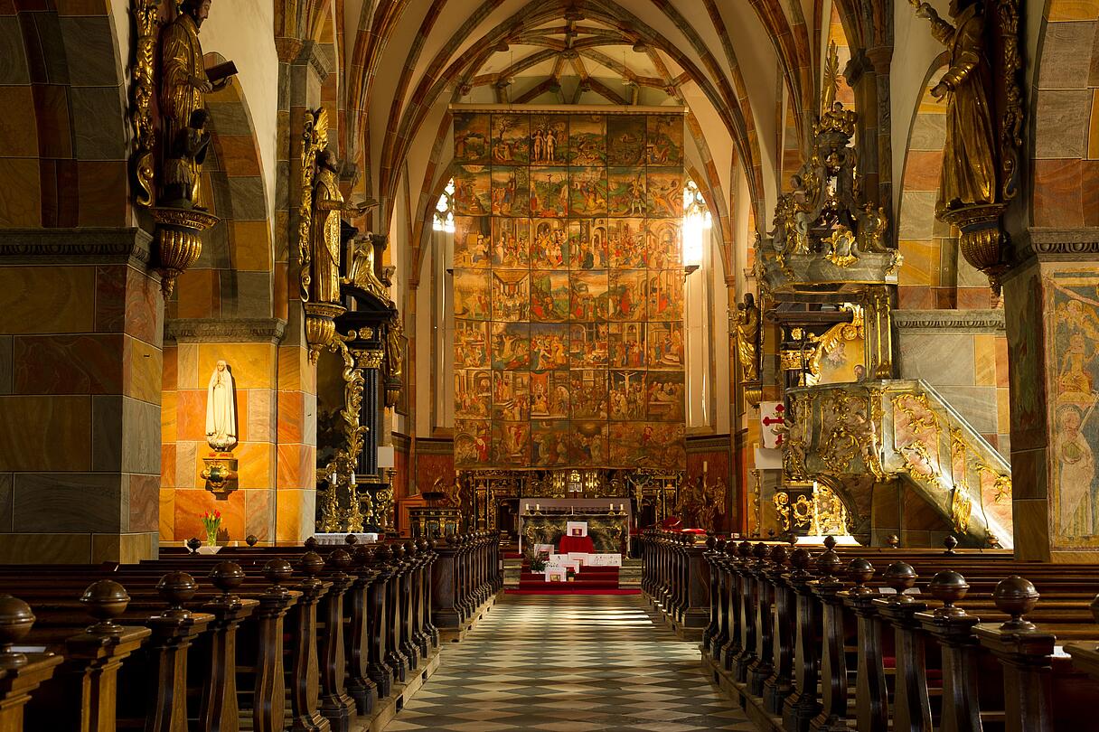 Fastentuch - Stiftskirche Millstatt © Franz Gerdl_Kärnten Werbung