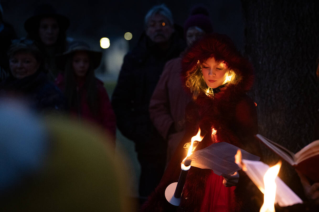 Advent in Döbriach: Mystische Räucherwanderung