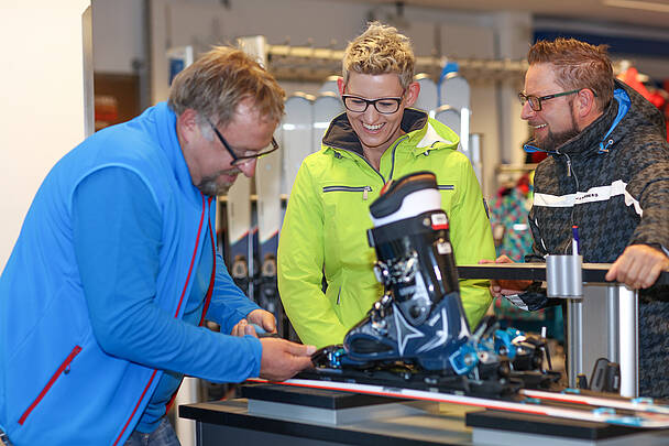 Bad Kleinkirchheim Ski Angebote: Skiverleih © Arno Gruber Jun.